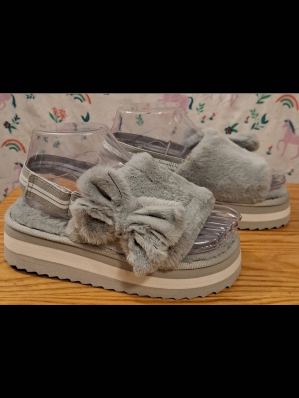 NWT Y2K Grey Fuzzy Platform Chunky Comfy Peep Toe Sandal Shoe SZ 5